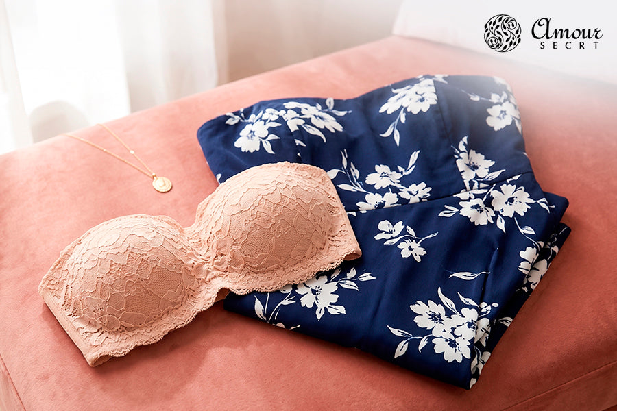 Stop Guessing and Learn How to Wear a Tube Bra the Right Way