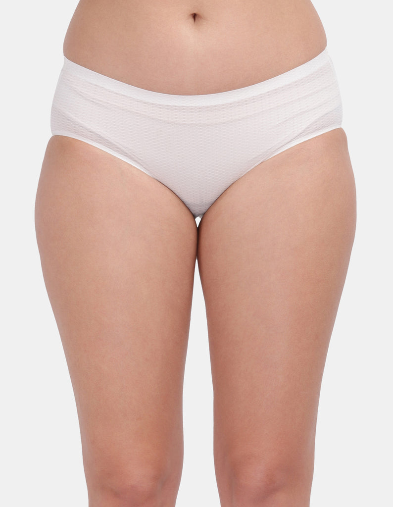 Amour Secrt women 's extra smooth cotton spandex  jacquard fabric with  mid rise hipster panty P444