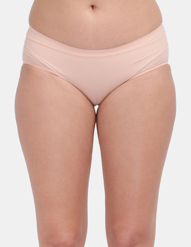 Amour Secrt women 's extra smooth cotton spandex  jacquard fabric with  mid rise hipster panty P444