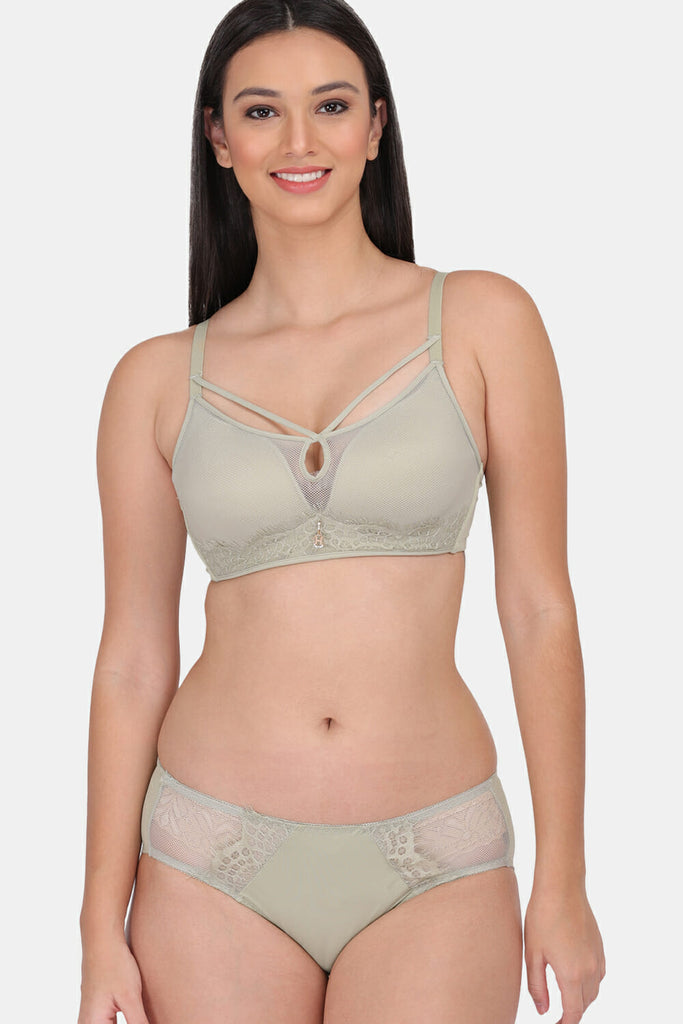 Amour Secrt Women's Lightly Padded Bra & Panty Set BS2008