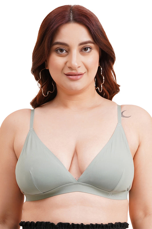 Women Non Padded Seamed Triangle/Bralette Bra B037