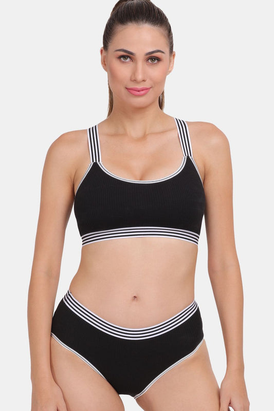 Amour Secret Sports Lightly Padded Bra & Panty Set S015