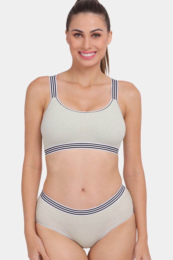 Amour Secret Sports Lightly Padded Bra & Panty Set S015