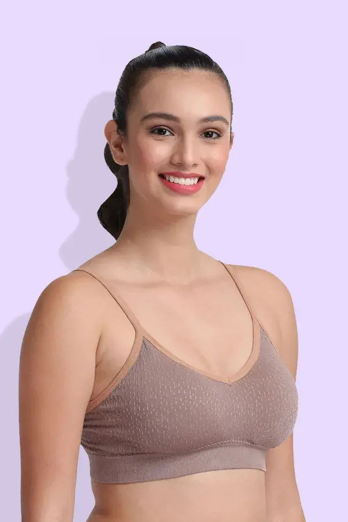 Amour Secrt Women's Seamless Lightly Padded With Adjustable Straps Sey Design High Impact Sports Bra S1015