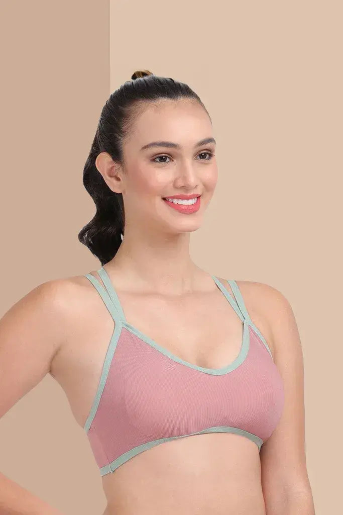 Amour Secrt Women's Lightly Padded 3/4th coverage Sports Bra S3004