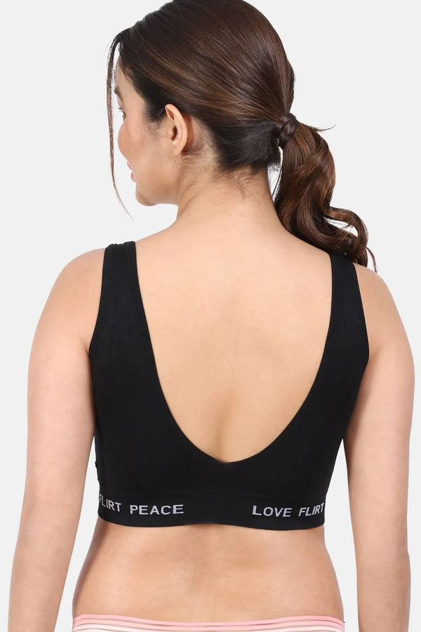 Amour Secrt Women's Lightly Padded Medium Impact Sports Bra S5828