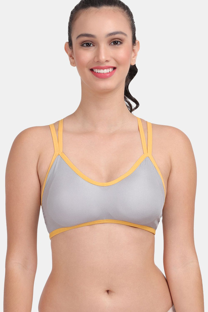 Amour Secrt Women's Lightly Padded 3/4th coverage Sports Bra S3004